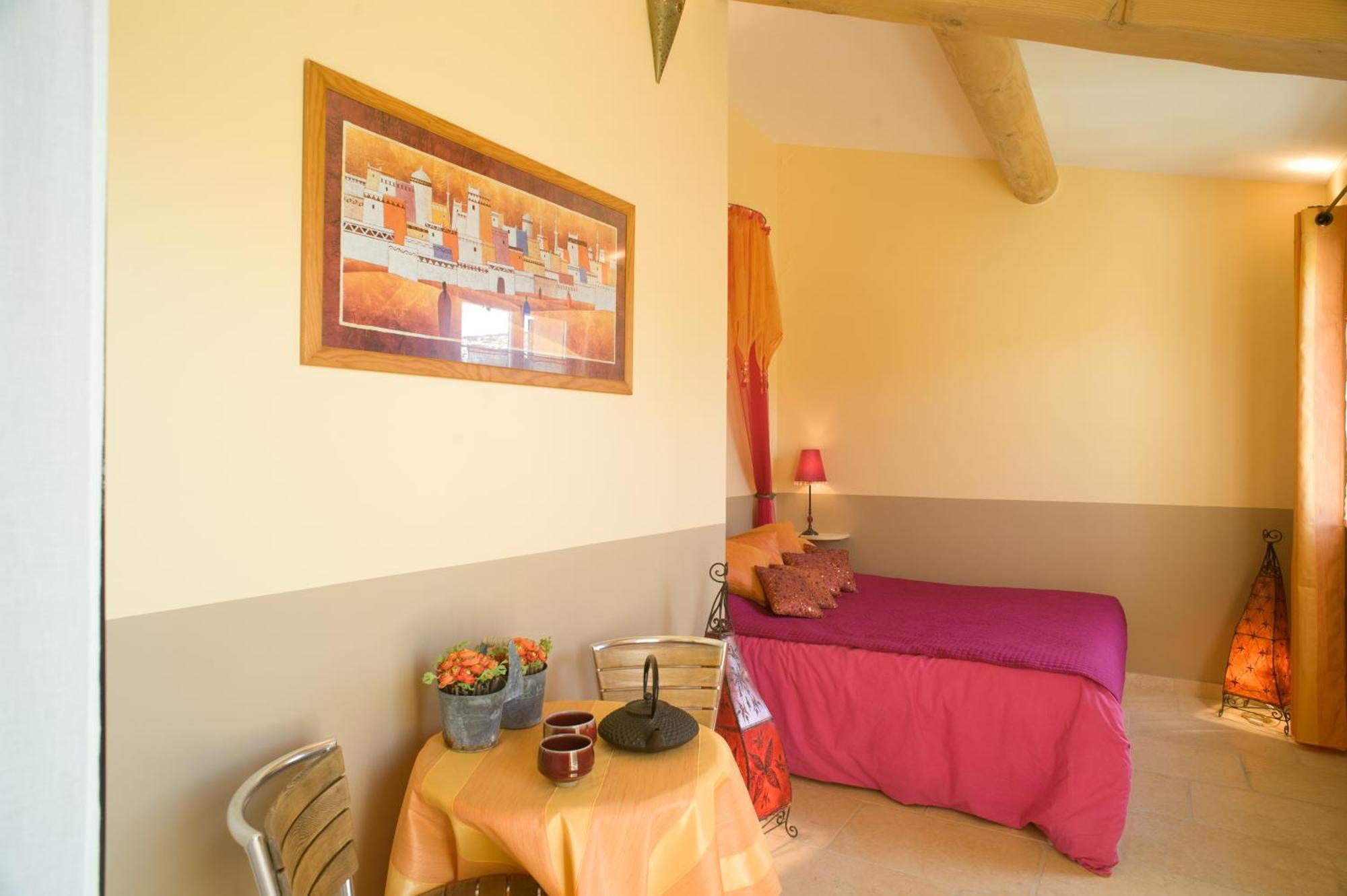 Chambres D'Hotes Domaine Des Machottes Grans Buitenkant foto